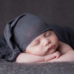 תינוק ישן בזמן צילומי ניובורן